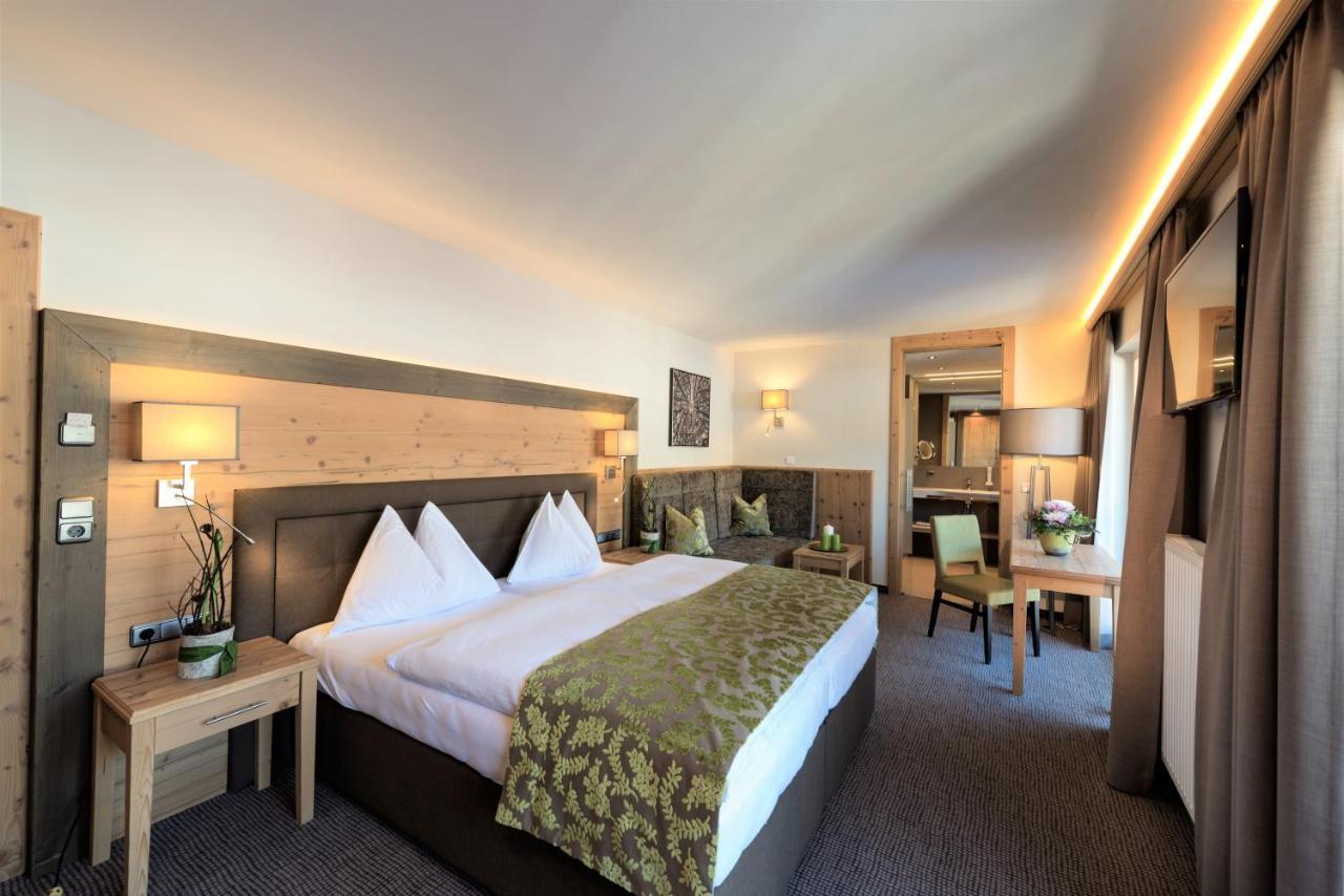 Zentral ****superior Hotel