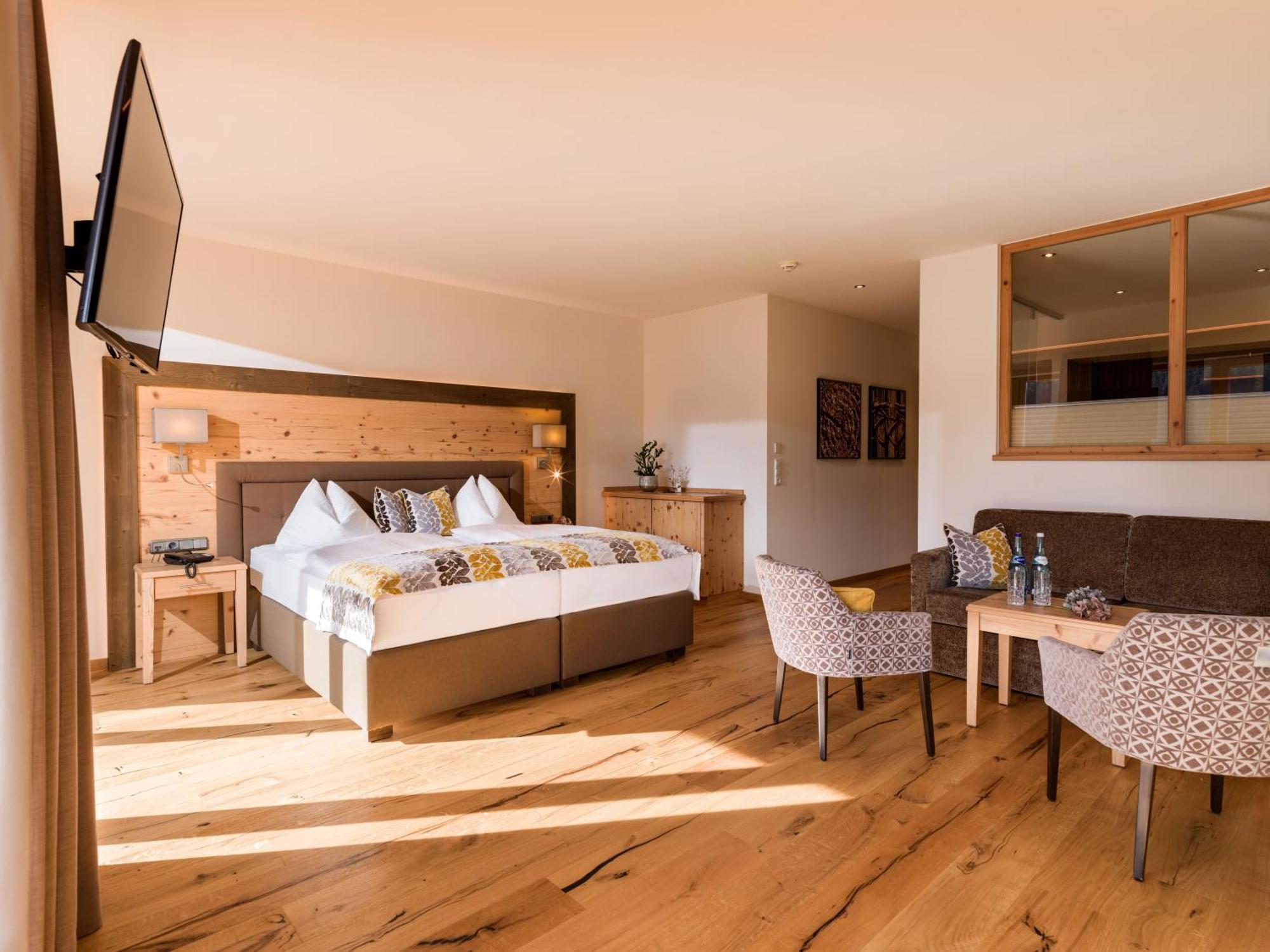 Zentral ****superior Hotel